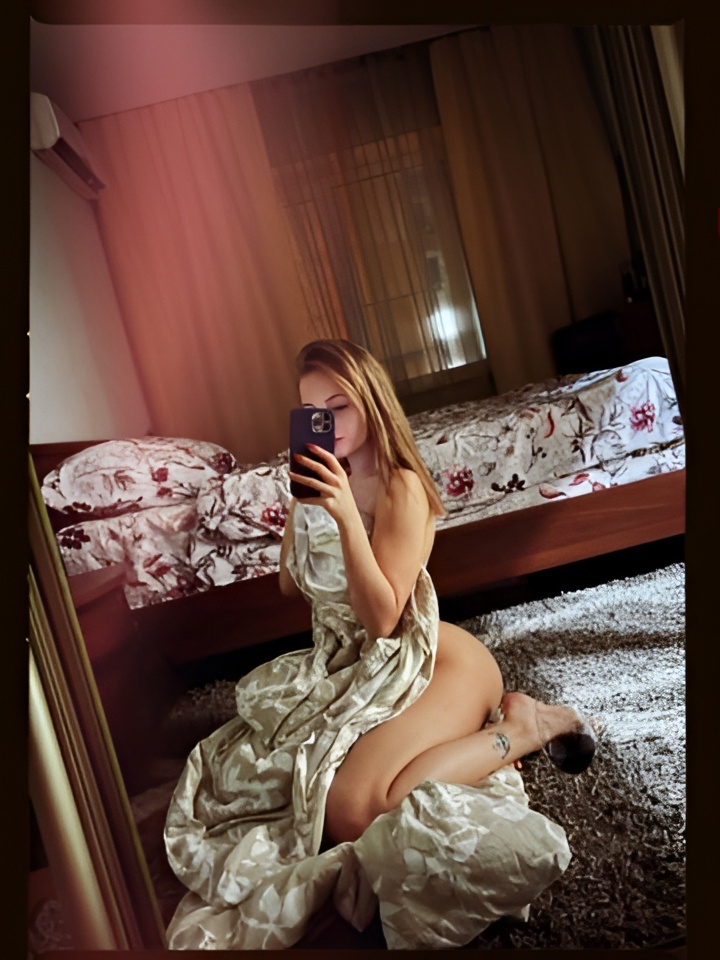 Оксана привлекальеная девушка из Сальск цена от 10000 руб