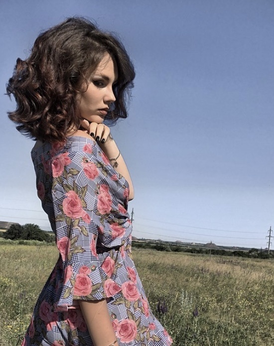 Надя привлекальеная девушка из Сальск цена от 4000 руб