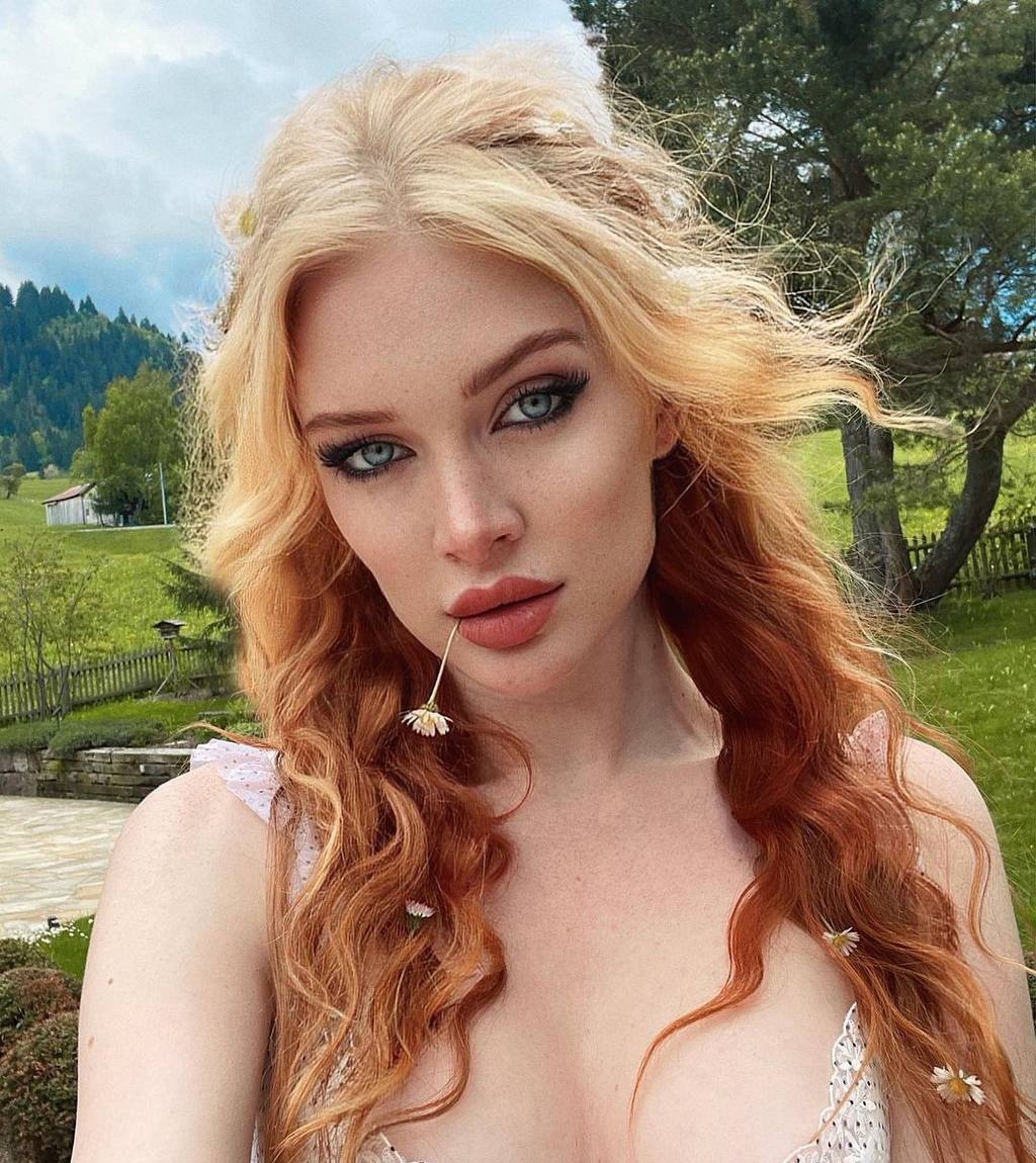 Даша привлекальеная девушка из Сальск цена от 3000 руб