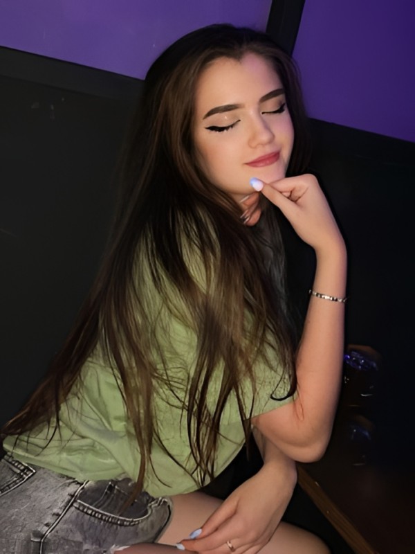 Белла привлекательная девушка из Сальск цена от 5000 руб