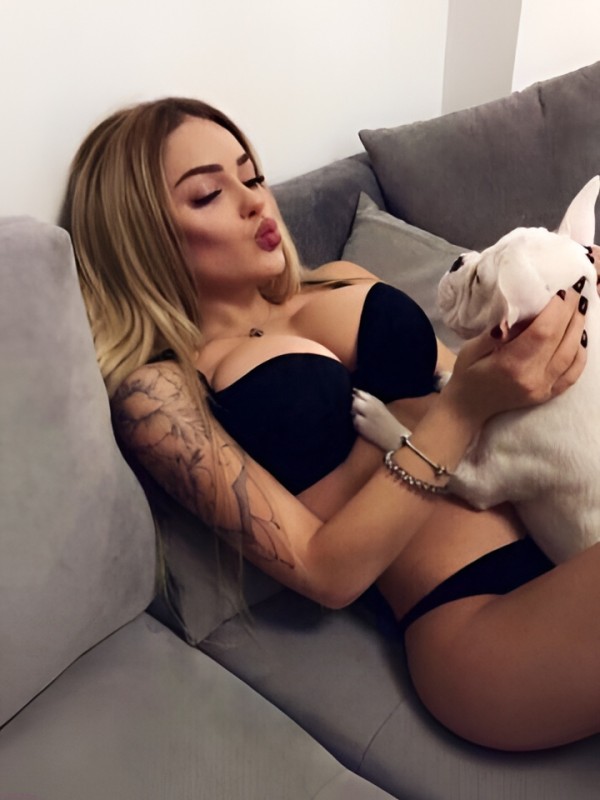 Жанна привлекательная девушка из Сальск цена от 3000 руб