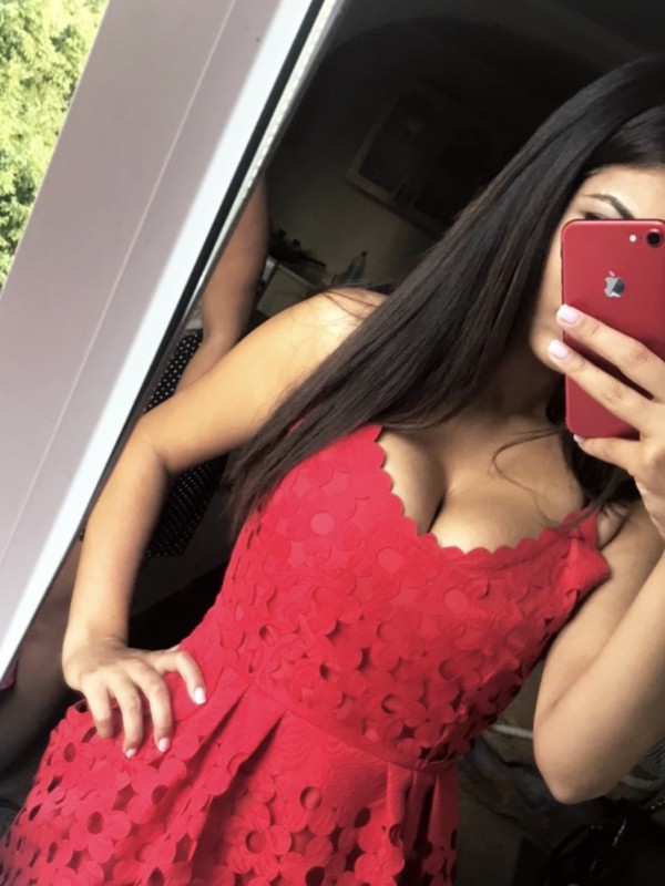 Елена привлекательная девушка из Сальск цена от 3000 руб